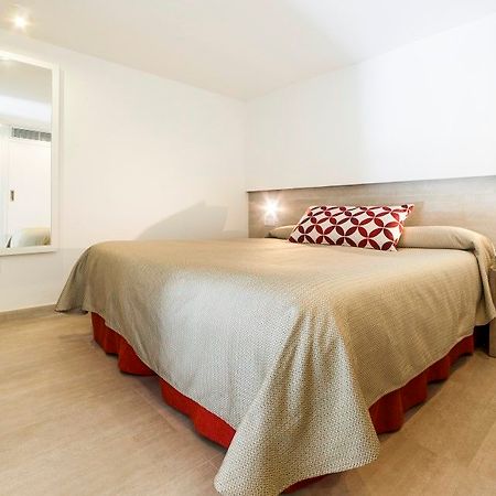 Apts. Hoposa Villa Concha Port de Pollença Exteriör bild